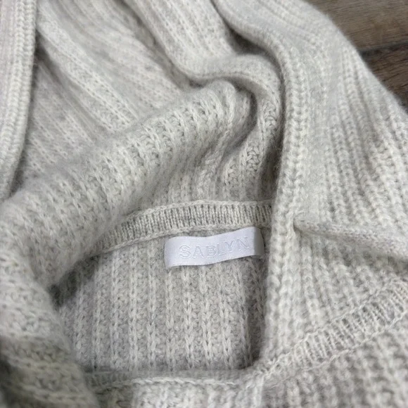 SABLYN Stetson cashmere hoodie in blizzard